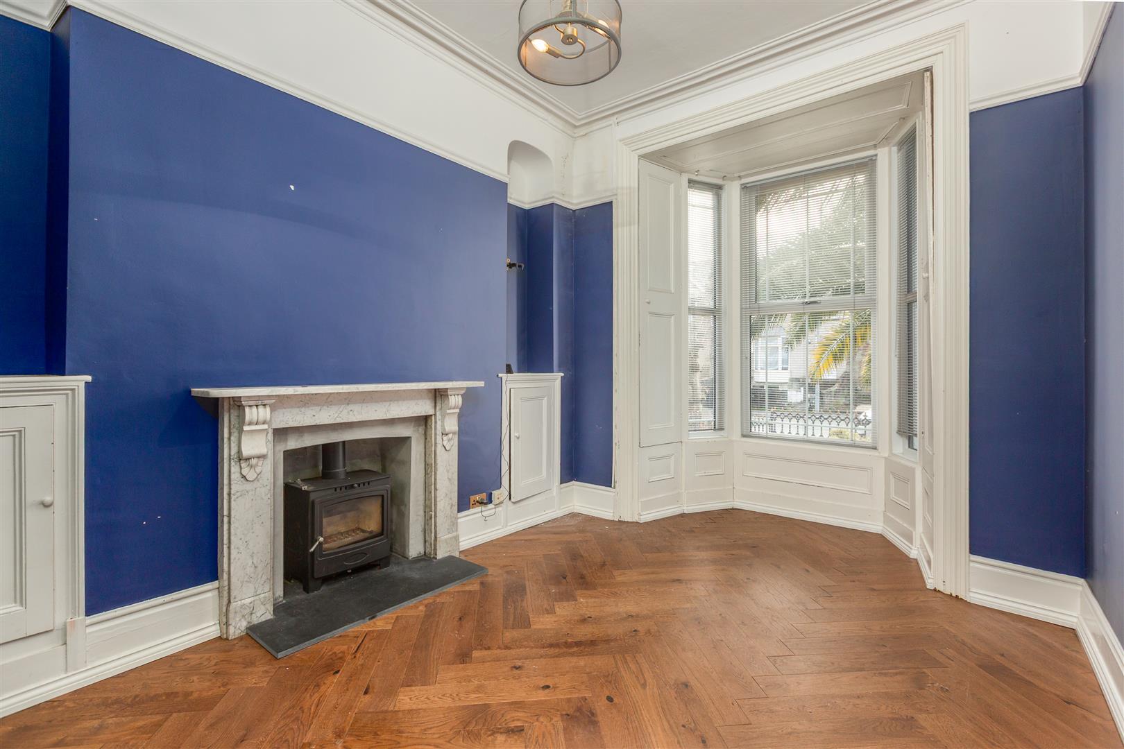 Queen Victoria Road, Llanelli, SA15 2TL